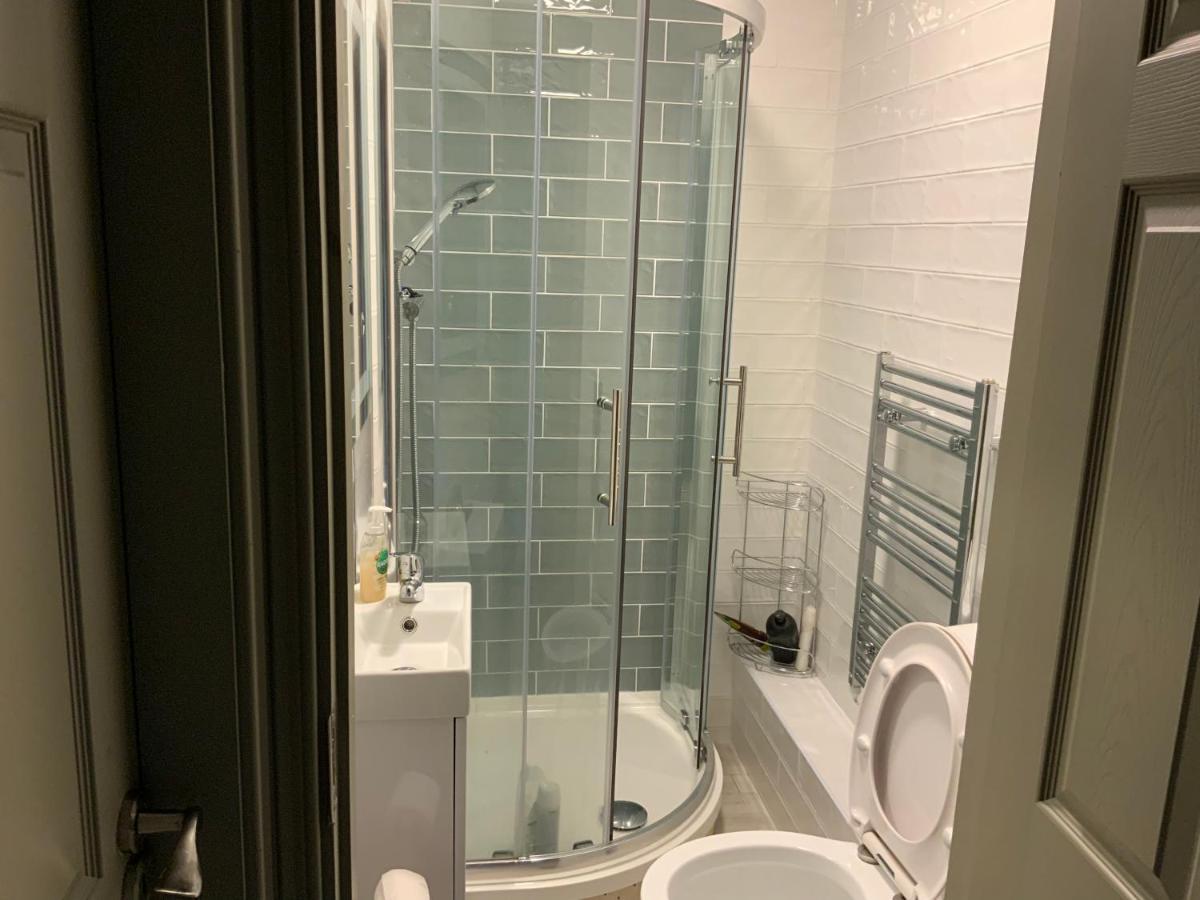 Small,Smart,Tidy 2 Bed Apartment Голуэй Экстерьер фото