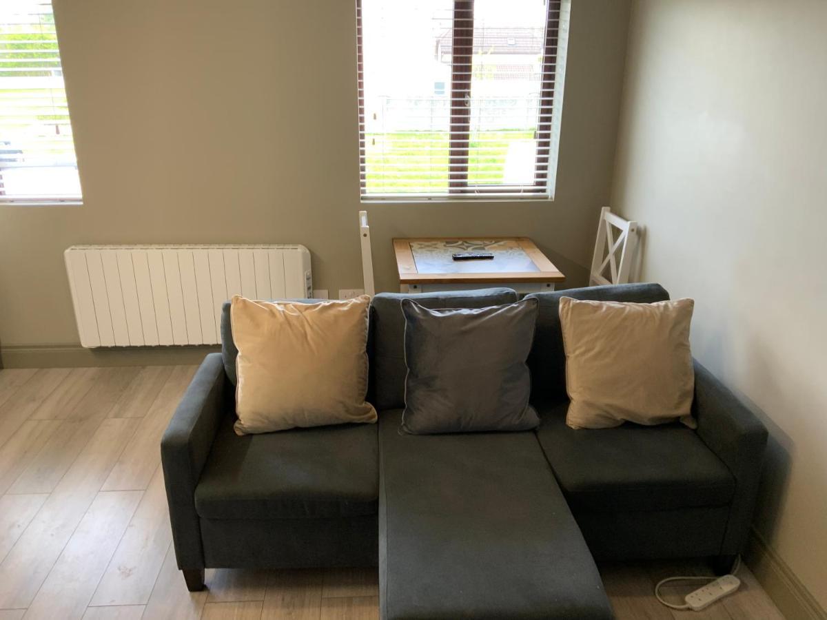 Small,Smart,Tidy 2 Bed Apartment Голуэй Экстерьер фото